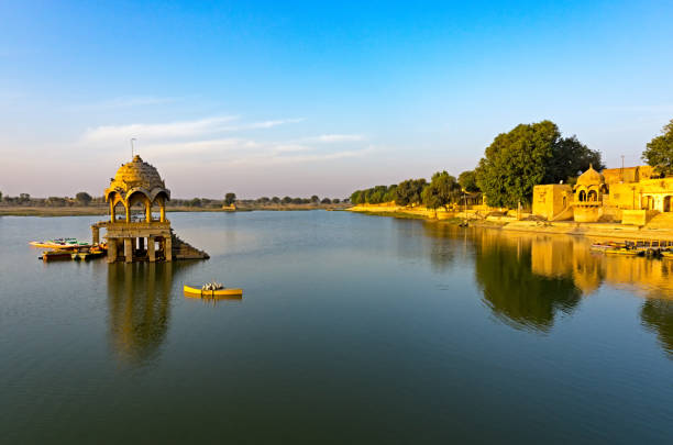 istock Gadi Sagar Temple in Gadisar Lake 936562618