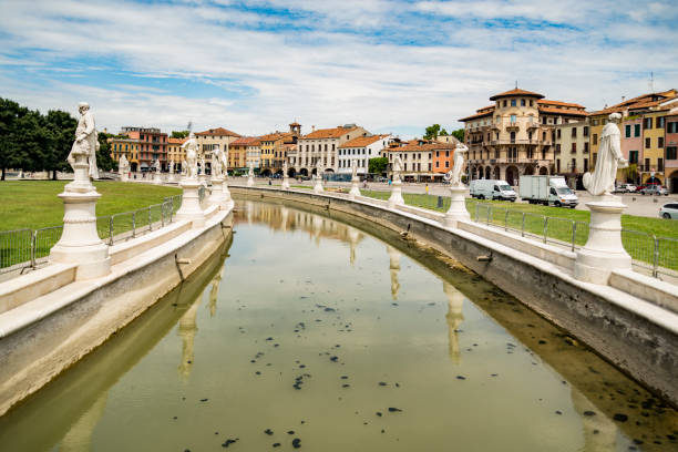 istock Prato della Valle, Padua, Italy 936588234