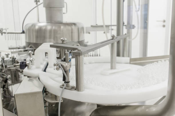 istock Sterile vial production, pharmacy 936622038
