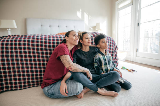 istock Interesting family movie 936722210