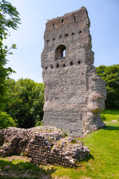Bramber Castle remains West Sussex  South East England UK Ruined Norman motte-and-bailey medieval Bramber Castle, West Sussex,  South East England, UK keep fortified tower photos stock pictures, royalty-free photos & images
