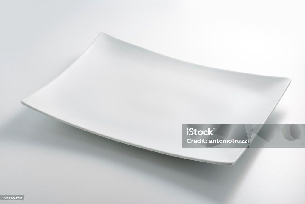Empty Rectangular Plate Empty White Rectangular Plate Stock Photo - Download Image Now - Plate ...