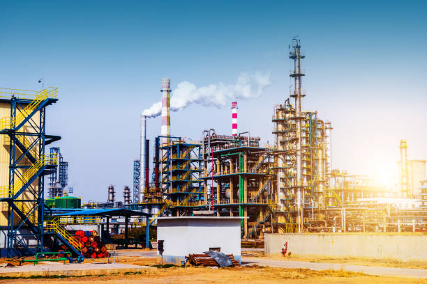 istock Chemical plant 936886616