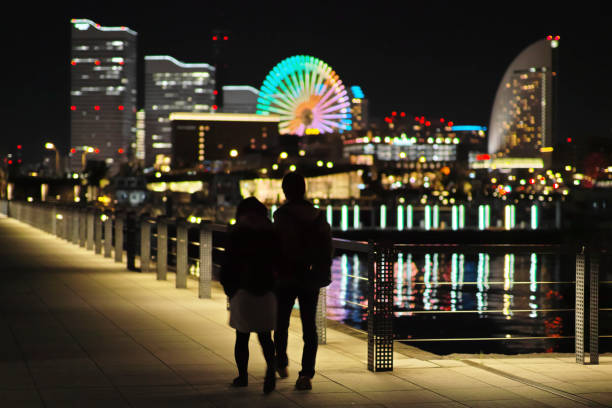 appuntamento notturno al porto di yokohama - date night foto e immagini stock