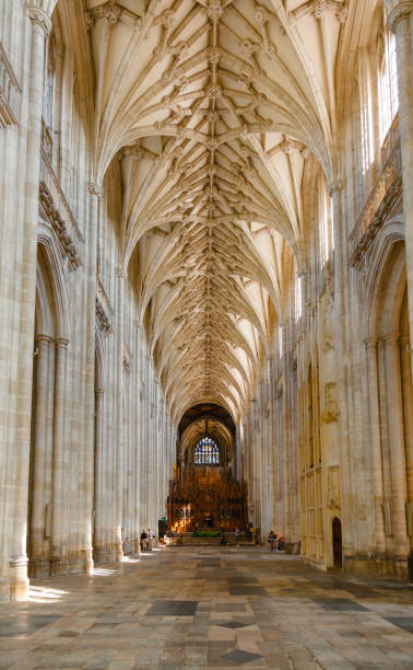 винчестер собор nave интерьер хэмпшир юго-восточной англии великобритании - fan vaulting стоковые фото и изображения