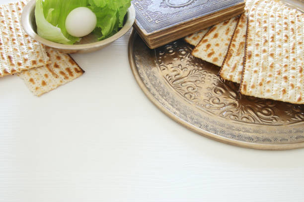 koncepcja celebracji pesah (żydowskie święto paschy). - passover judaism seder kiddush cup zdjęcia i obrazy z banku zdjęć