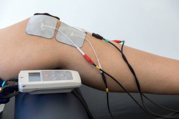 istock electronic therapy on knee used to treat pain 937009668