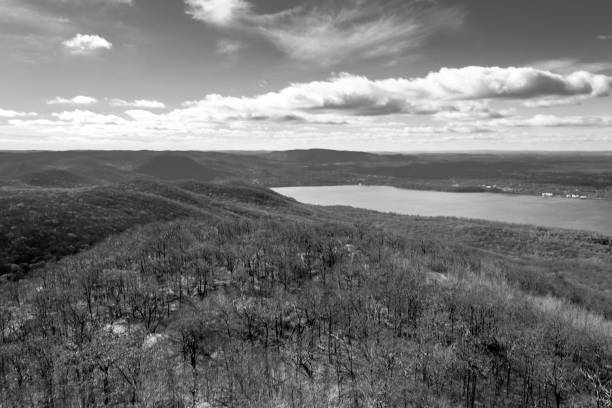 istock Scenic view of the Hudson Valley 937095388