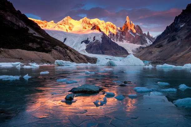 istock Cerro Torre, Patagonia 937171610