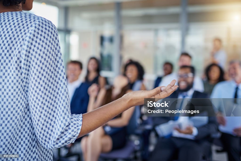 Manejo del taller como un profesional - Foto de stock de Clase de formación libre de derechos