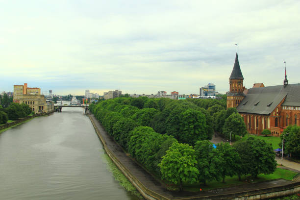 istock Cathedral on the river bank 937327530
