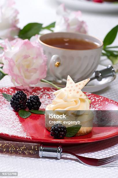 バニラチーズケーキ - カップのストックフォトや画像を多数ご用意 - カップ, カラー画像, クリーム