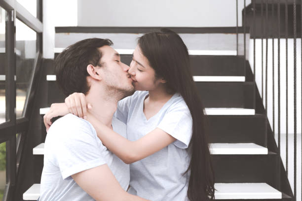 istock Young love birds hanging out. 937406930