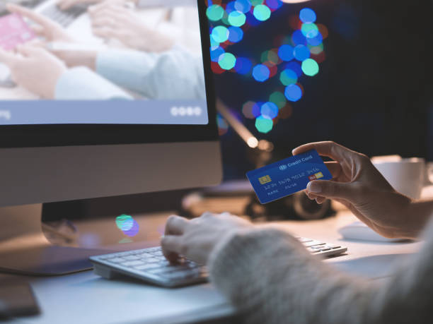 istock Online shopping with credit card 937435580