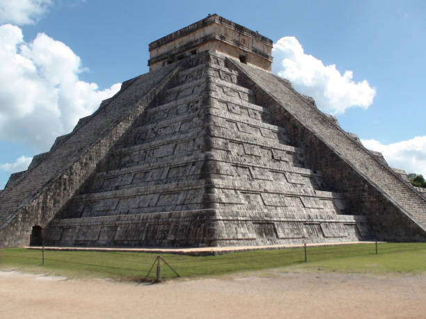 istock Chichen Itza Mayan Pyramid Against Blue Sky View In Yucatan Mexico 937444274
