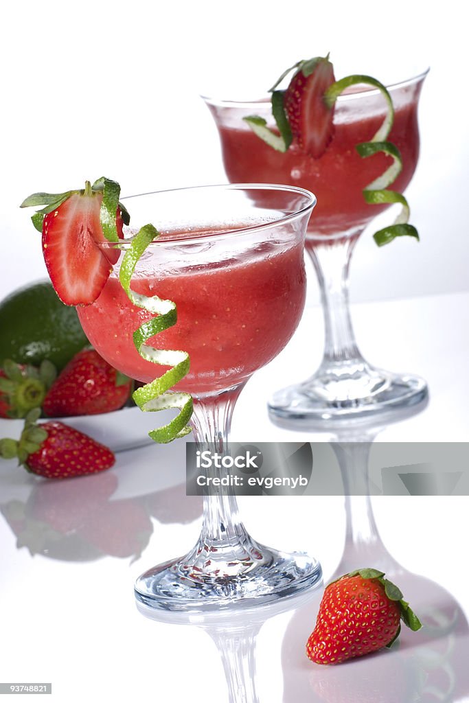 Клубничный дайкири-самые популярные коктейли series - Стоковые фото Алкоголь - напиток роялти-фри