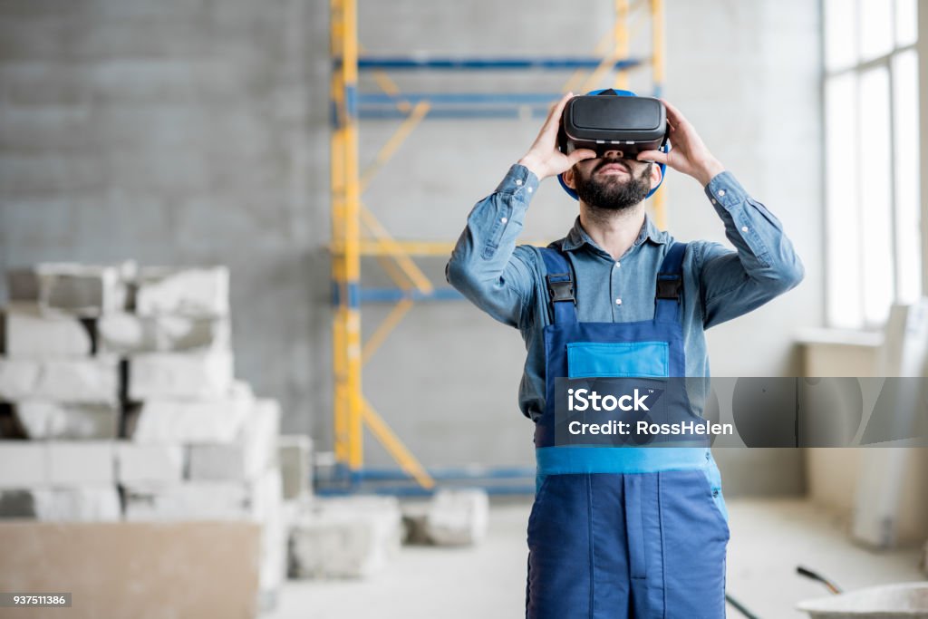 Builder Zusammenarbeit mit VR-Brillen - Lizenzfrei Virtuelle Realität Stock-Foto