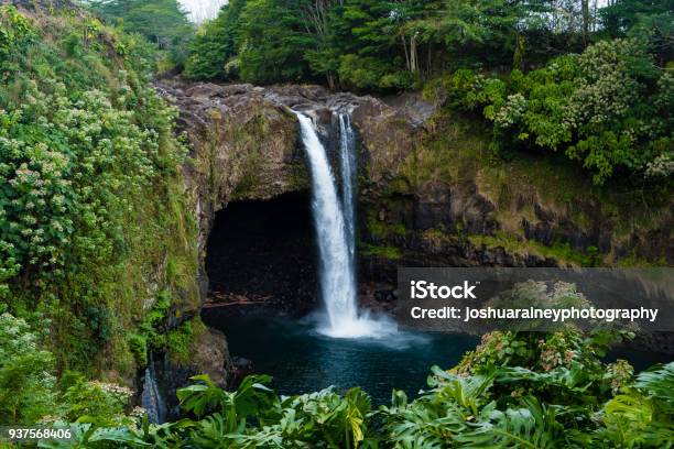 Rainbow Falls Big Island Hawaii Stock Photo - Download Image Now - Big Island - Hawaii Islands, Hawaii Islands, Hilo