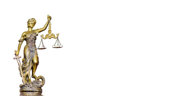 Statue of justice Statue of justice on the white background paragraf stock pictures, royalty-free photos & images