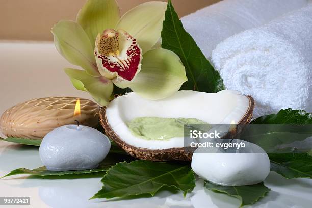 Tropisches Spaset Stockfoto und mehr Bilder von Alternative Behandlungsmethode - Alternative Behandlungsmethode, Aromatherapie, Avocado