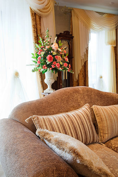 istock flowers in the vase 93772719