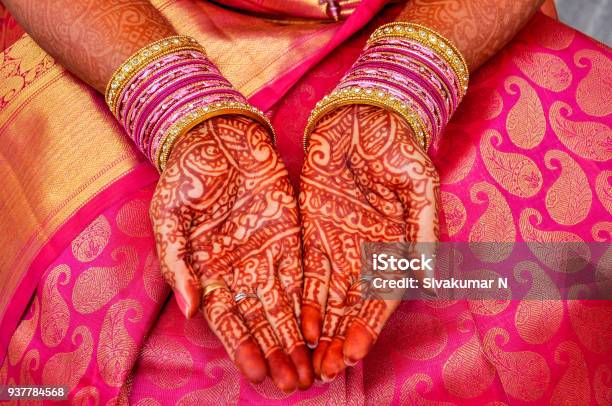 Henna Design Stock Photo - Download Image Now - India, Culture of India, Sari
