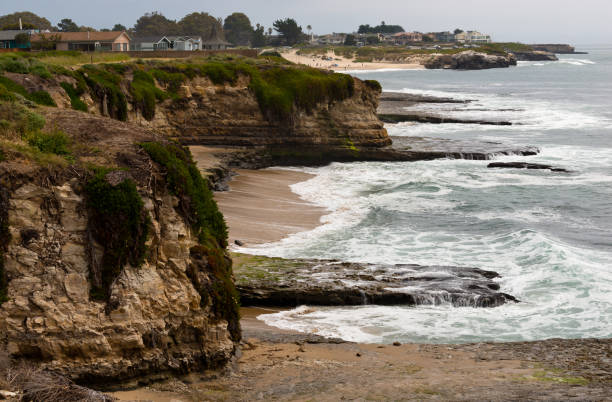 istock Santa Cruz seaside 937813592