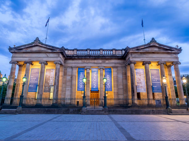 scottish national gallery, edimburgo - national gallery di edinburgo foto e immagini stock