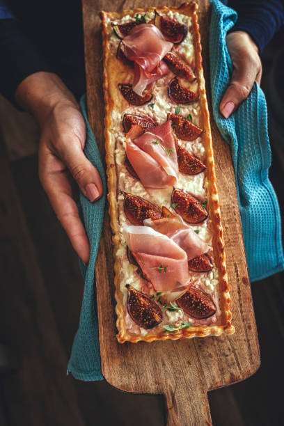 istock Tart with Figs, Serrano Ham and Cottage Cheese 937896406