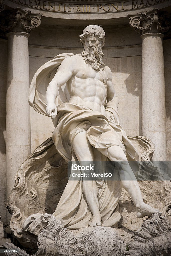 Neptune statue - Zbiór zdjęć royalty-free (Antyczny)