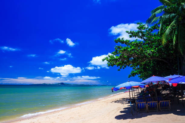 istock Blue sky and blue sea 937969662