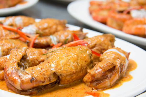 istock Curry fried shrimp with coconut milk 938042138