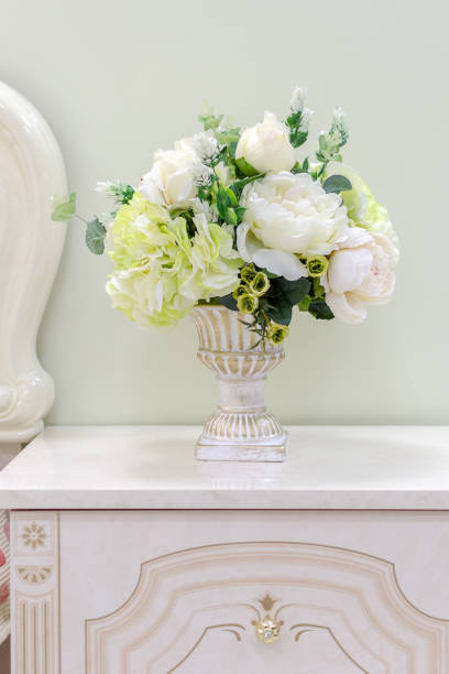 istock Interior design of room with beautiful flowers 938079056