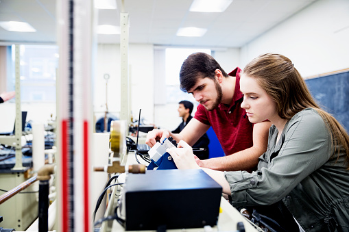 All Engineering Class Engineering Class In Progress Stock Photo - Download Image Now ...