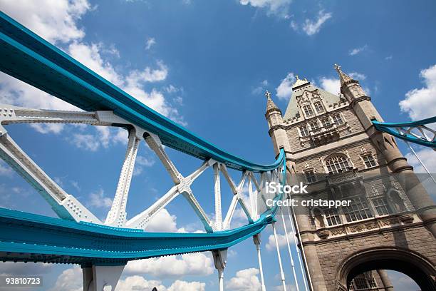 Tower Bridge Londra - Fotografie stock e altre immagini di Ambientazione esterna - Ambientazione esterna, Capitali internazionali, City di Londra