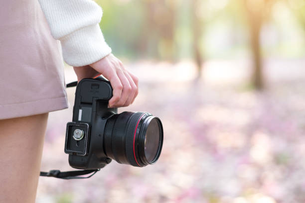 istock Female photographer 938116360
