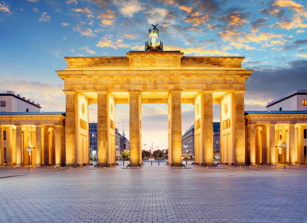 istock Berlin - Brandenburg Gate at night 938119470