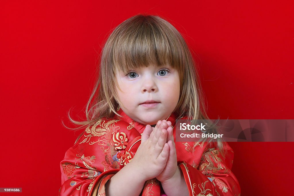 클로즈업 of 소녀만 중국 애꾸눈 빨간색 배경기술 - 로열티 프리 4-5세 스톡 사진