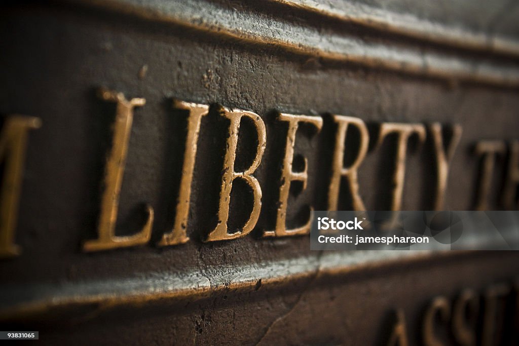 Concentrez-vous sur la liberté - Photo de Bronze - Alliage libre de droits
