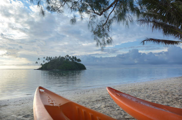 istock Kayaks at Muri Lagoon Rarotonga Cook Islands 938311654