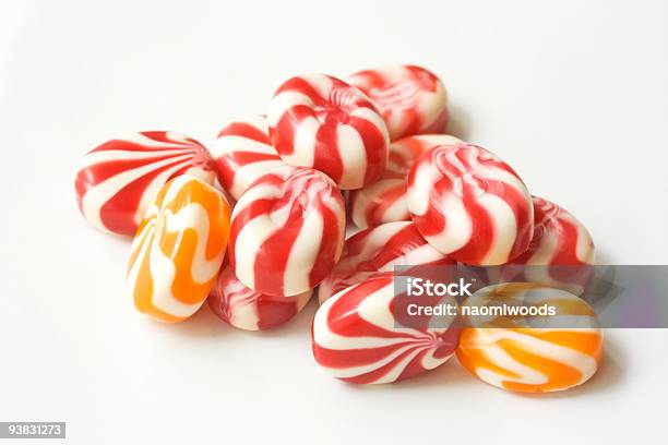 Foto de Listrado De Doces e mais fotos de stock de Branco - Branco, Doces, Fotografia - Imagem