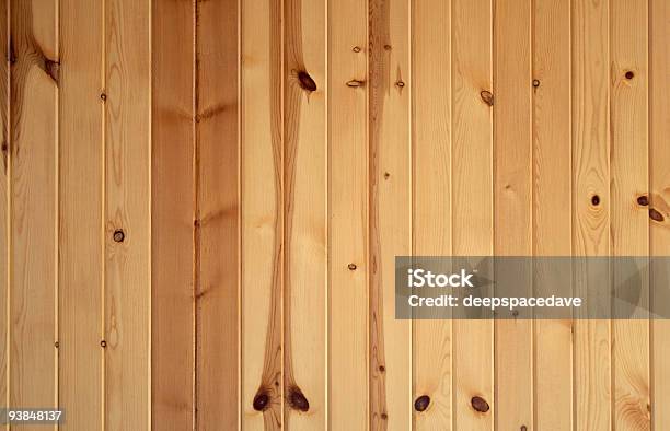Pionowe Knotty Pine Do Prasowania - zdjęcia stockowe i więcej obrazów Bez ludzi - Bez ludzi, Deska, Drewno - Materiał budowlany