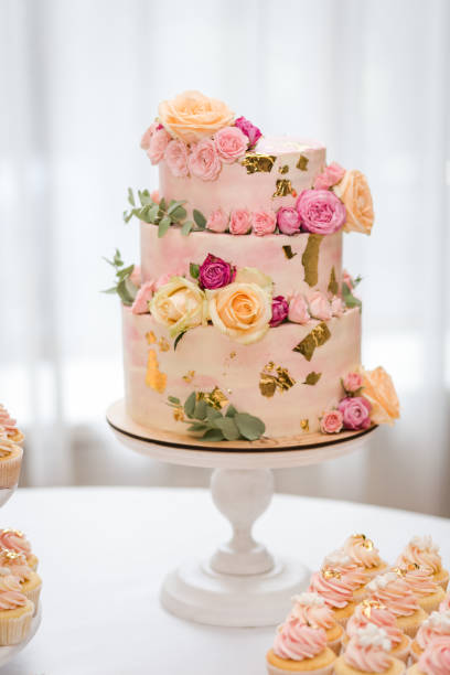 istock wedding festive multi-storey cake in white tone 938549376