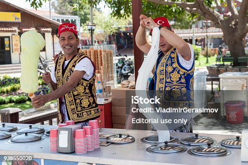9,528 Turkish Ice Cream Stock Photos, Pictures & Royalty-Free Images -  iStock | Ice cream cone, Dondurma
