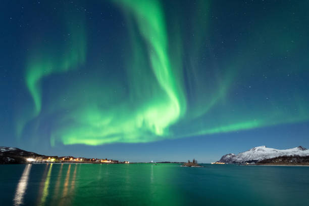 istock Northern Lights in Senja, Norway 938569156