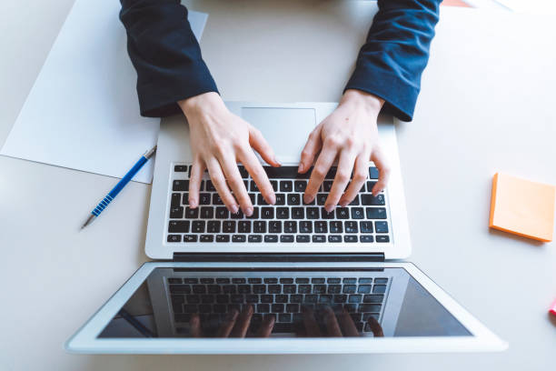 istock Businesswoman writing down ideas 938598532