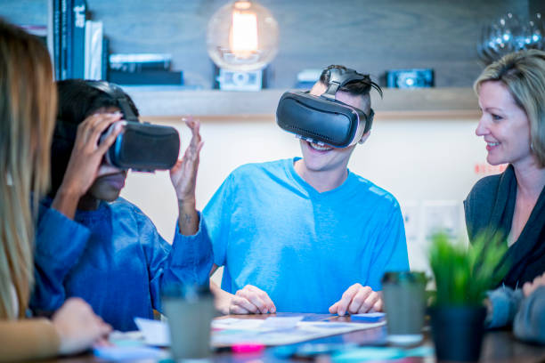 istock Virtual Reality Headsets for Businesspeople 938613982
