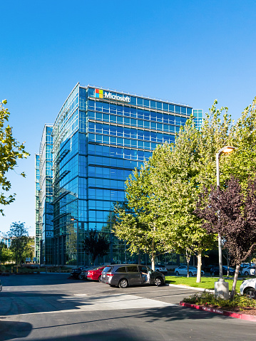 SUNNYVALE, CA/USA - September 26, 2017: Microsoft building in Sunnyvale California, USA, at the end of a working day, with only a few cars parked in front.