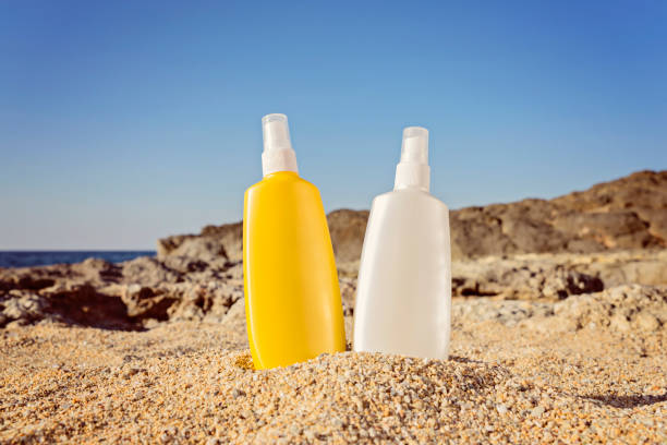 istock Summer skin care kit 938788148