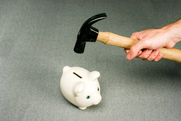 istock Economy piggy 938795198